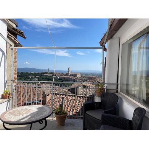 Attico con terrazzo panoramico a 200 mt dal Duomo