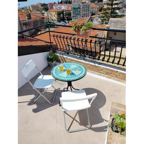 Attico romantico con terrazza Sanremo - Palm Street, 104 - Free WIFI