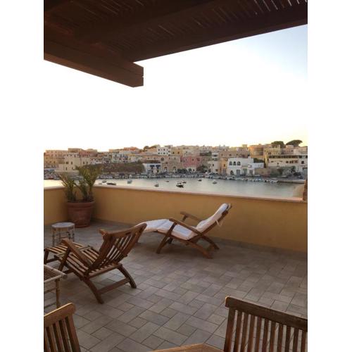 Attico sul Porto Vecchio - Lampedusa