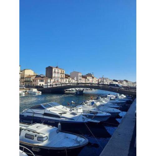 Atypical apartment in Sète