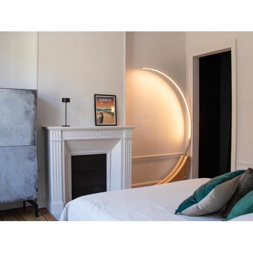 Au pied de la Cathédrale, bel appartement, lumineux avec 2 chambres