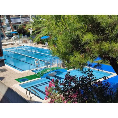 Augusta Apartment, seconda fila mare Rif A820