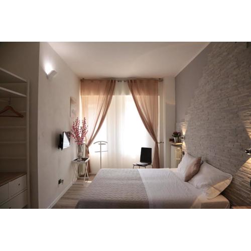 Aurelia Rooms