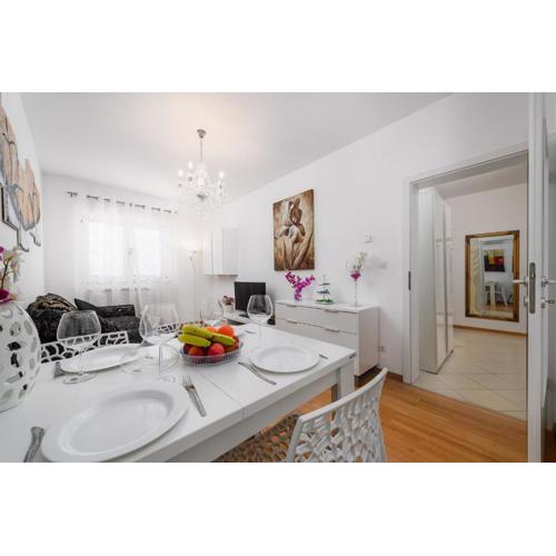 Aureo Apartment Pula Center