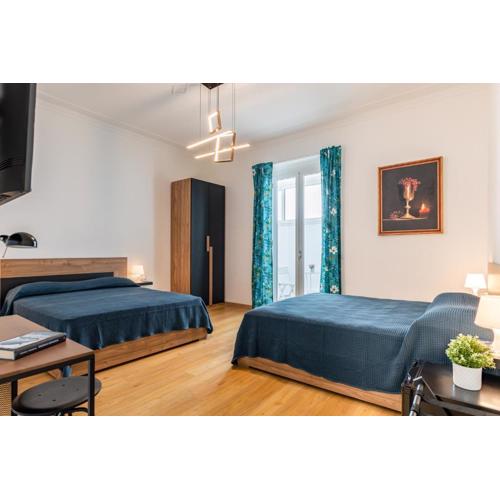 Aurora Rooms