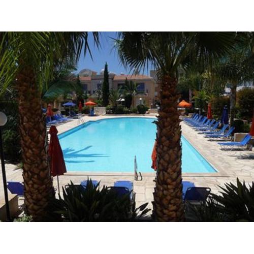Aurora Townhouse - Complimentary Paphos Airport Transport