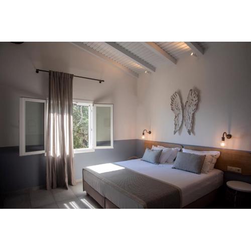 Avali luxury houses