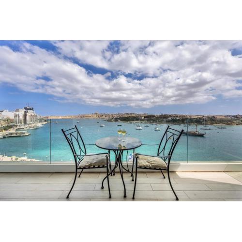 Avalon by the Sea - A Breath of Oceanfront Luxury