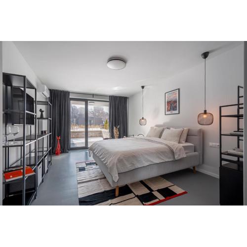 Aviva City Stay