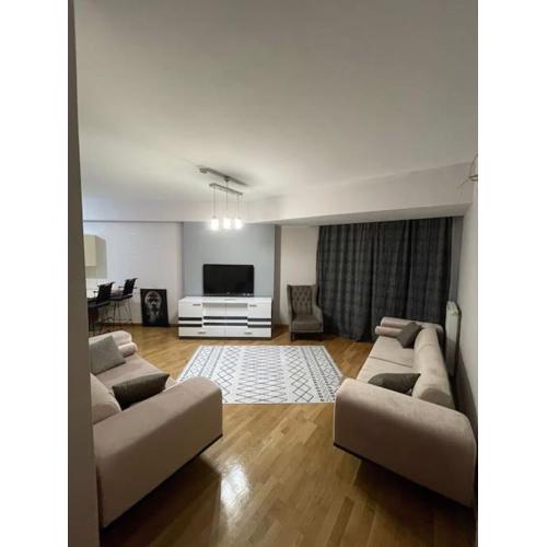 Avm yanında şık daire