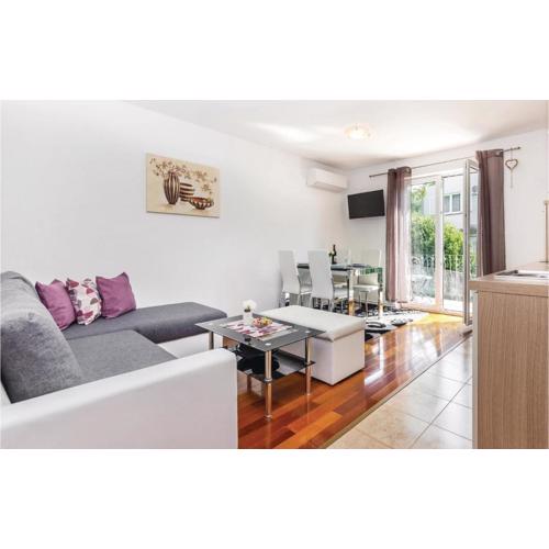 Awesome Apartment In Crikvenica
