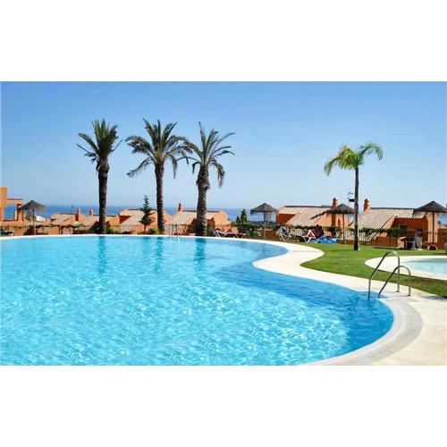 Awesome Apartment In Elviria With Wifi
