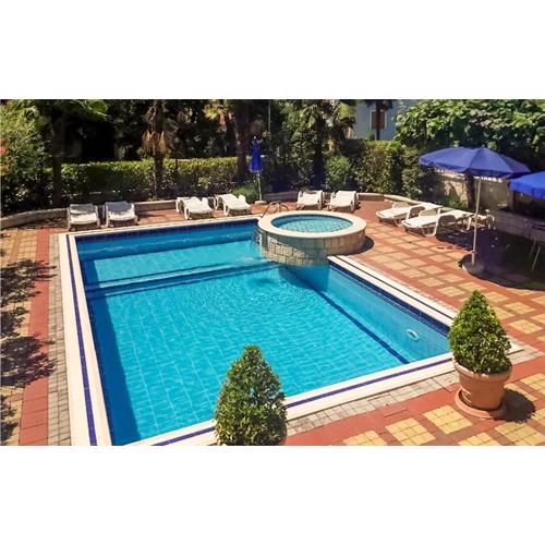 Awesome Apartment In Nova Vas With Wifi
