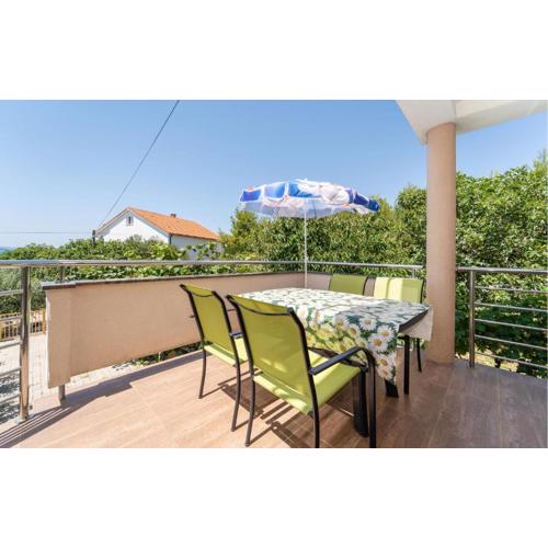 Awesome Apartment In Zadar
