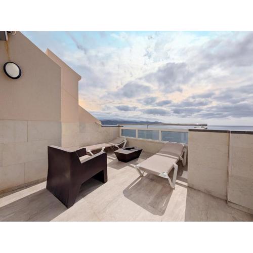Awesome beachfront terrace By CanariasGetaway