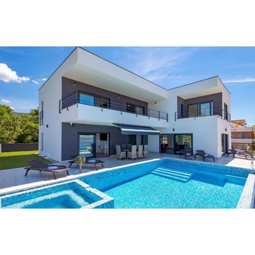 Awesome Home In Crikvenica With Sauna