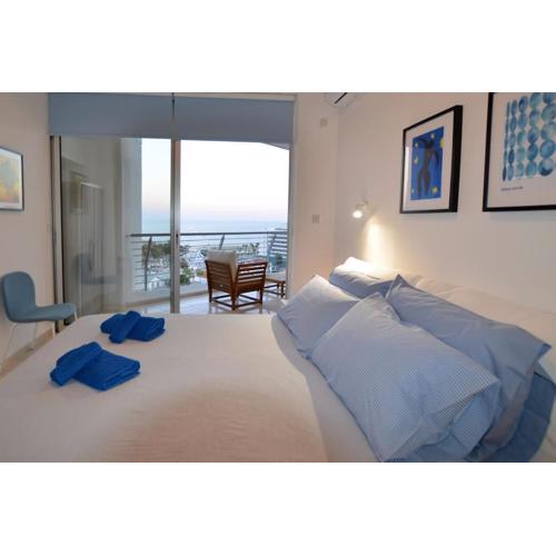 Awesome Sea & Marina View City Center 1 Bdr Flat