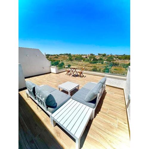 Axtart Penthouse with Amazing Views