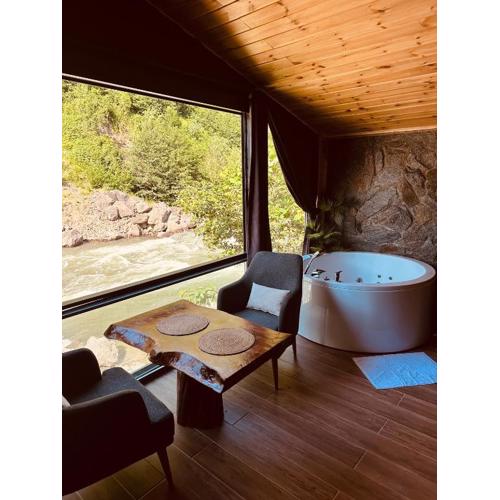 Ayder Royal Resort - Bungalows with River Charm