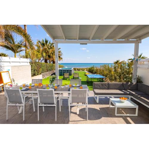 Ayia Thekla Seafront Villa Dagi