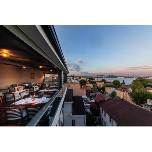Azade Premier Hotel