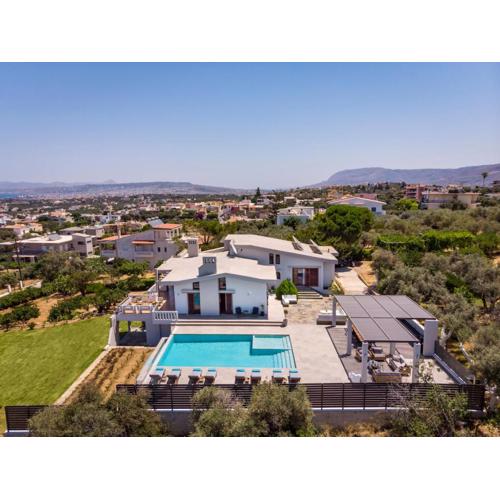 Azatis Luxury Villa