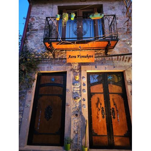 Azra Konuk Evi