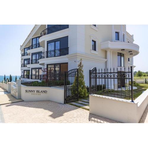 Azur Apartment Deluxe