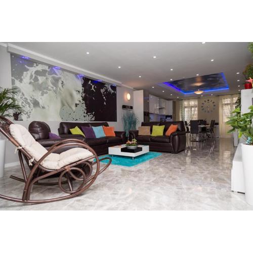 Azure Apartment