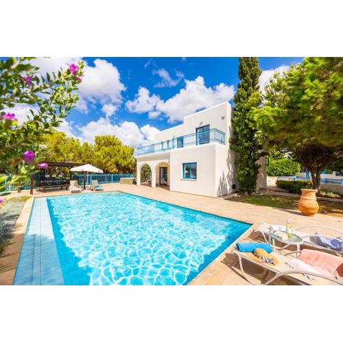 Azzurro Holiday Villas