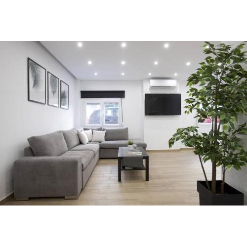 (B) Koukaki, A modern, newly refurbished Studio 4ppl