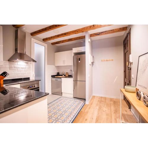 B3MAL1081- New 2BR flat with private terrace