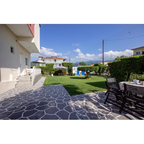 Babis House