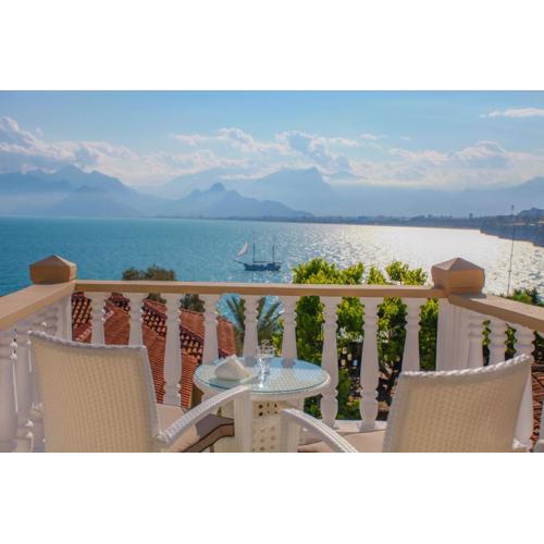 Bacchus Pension