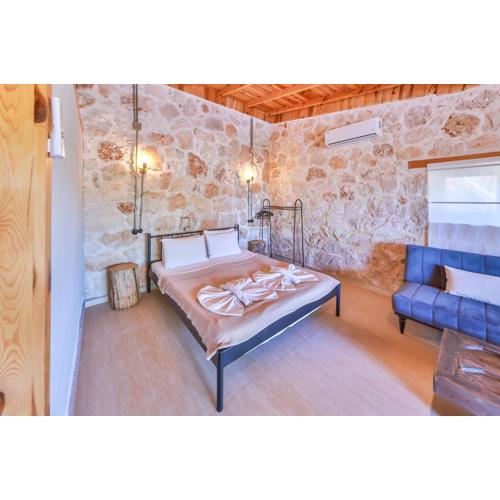 Bademlique Stone Rooms