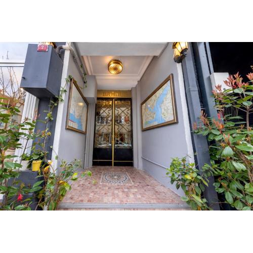 Bahaus Guesthouse Hostel