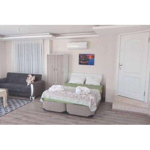 Bahçe Katı Stüdyo Daire 1 Deniz Manzaralı