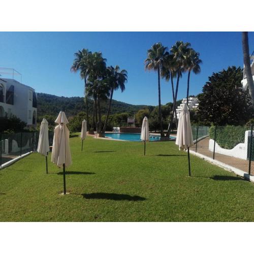 BAJO CON JARDIN PRIVADO Y PISCINA - Font Nova
