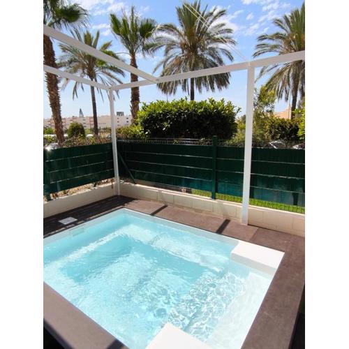 Bajo de Diseño, Piscina Privada Climatiza, 150m de la playa