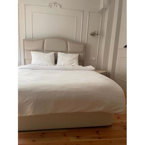 Balat Tarih dokulu Pink Home 2