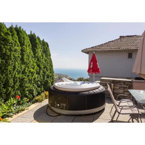 Balchik Sea View Escape 5BR Luxury with Hot Tub & Free Parking
