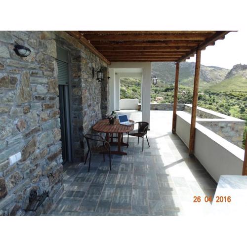Balkonikarystos (To Mpalkoni tis Karistou)