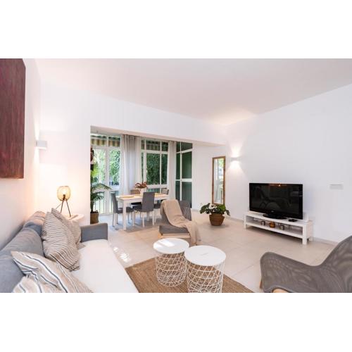 Balmoral suite apartment