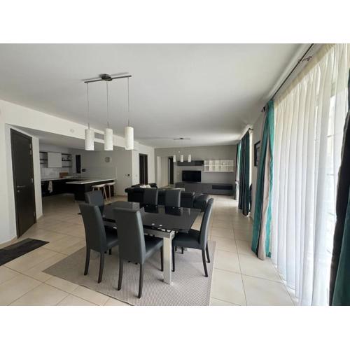 Balutta 3 Bedroom 3 Bathroom Apartment