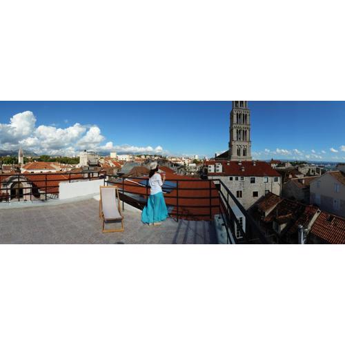 Banica Apartments & Rooms