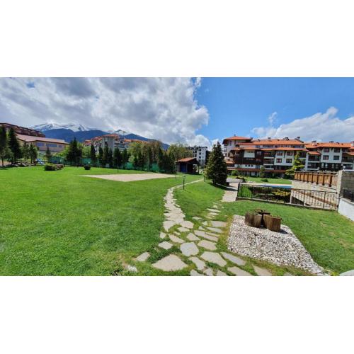 Bansko Royal Towers apartment 200m from skilift