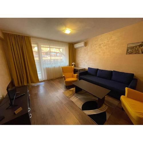Bansko Royal Towers George Apartment, next to the Gongola