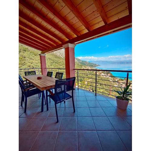 Barbati balcony view