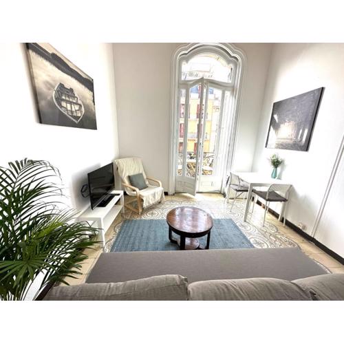 Barcelona Central Apartments