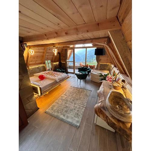 Bardi Suit Bungalov